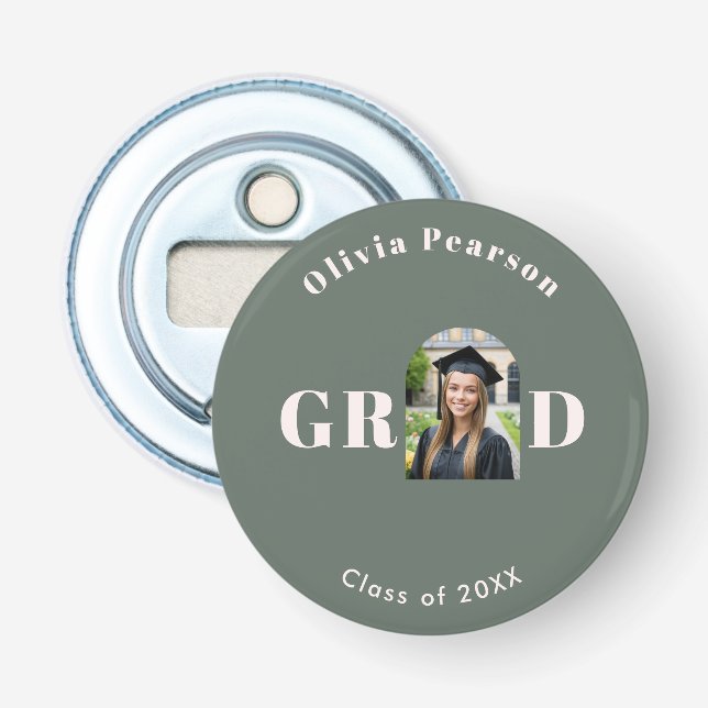 Graduation Arch Photo Sage Green Grad Party Favor Flaschenöffner (Vorderseite)