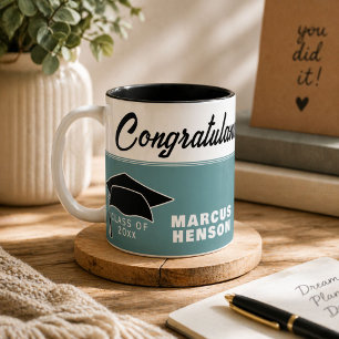 Graduation Cap Graduate Name Glückwunsch Zweifarbige Tasse