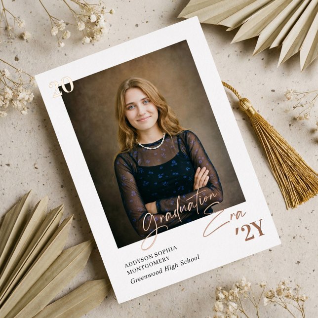 Graduation Era Minimal Graduate Photo Announcement Folieneinladung (Graduation Era Minimal Graduate Photo Announcement)