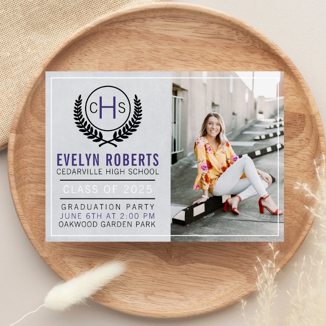 Graduation Party 2025 Monogramm Lila Einladung (Von Creator hochgeladen)