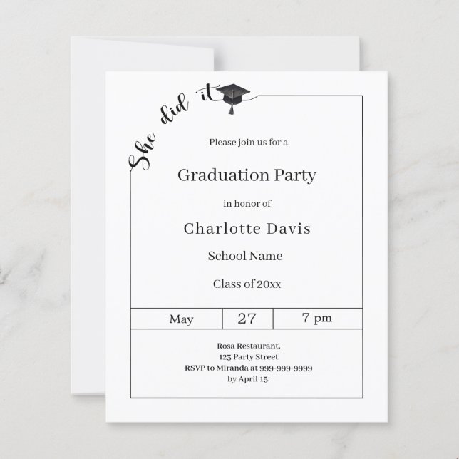 Graduation party black white She did it invitation (Vorderseite)