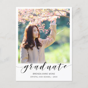 Graduation Photo Modern Black Script 2023 Ankündigungspostkarte