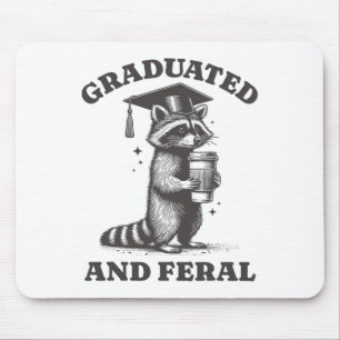 Graduierte und Feral-Raccoon Cl von 2025 Vintag Mousepad