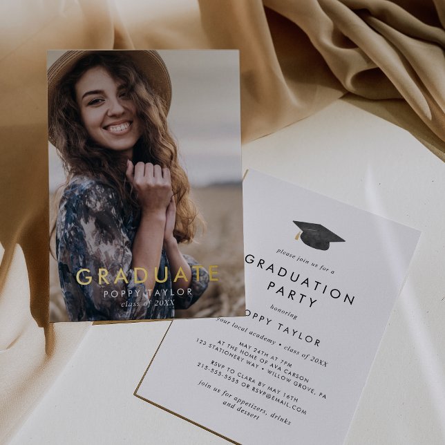 Graduiertengruppe "Chic Grad Cap Gold Foil Foto" Folieneinladung (Von Creator hochgeladen)