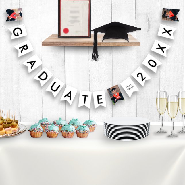 Graduiertname und Jahr 3 Fotos Benutzerdefinierter Wimpelkette (A set of festive bunting to celebrate the new graduate, to customize with name, year and 3 photos)