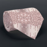 Graduierungsparty Neck Tie Rose Gold Blush Tropfen Krawatte<br><div class="desc">Rose Gold Blush Glitzer Sparkle Tropfen Chic Pink Moderne Neck Tie / Geschenk - Fügen Sie Ihren einzigartigen Text / Name - Make Your Special Gift - Neu formatieren und verschieben oder entfernen und fügen Sie Text / Elemente mit Anpassungstool. Design von MIGNED. Bitte schauen Sie sich meine anderen Projekte...</div>