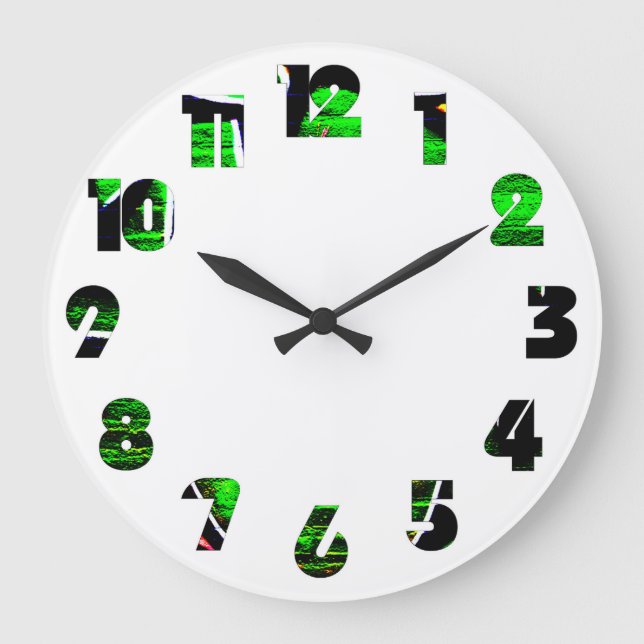 Graffiti 18 Number Overlay Wccn Große Wanduhr (Vorderseite)