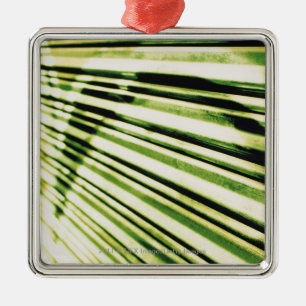 Graffiti auf einem Fensterladen Silbernes Ornament