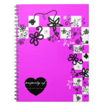 Graffiti-Blume und Karo-Notebook