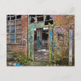 Graffiti Broken Window Abanded Gebäude Postcard Postkarte
