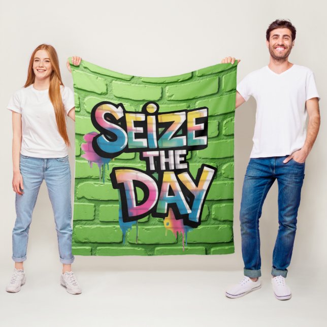 Graffiti Colorful Text Saying Seize The Day Fleecedecke (Beispiel)