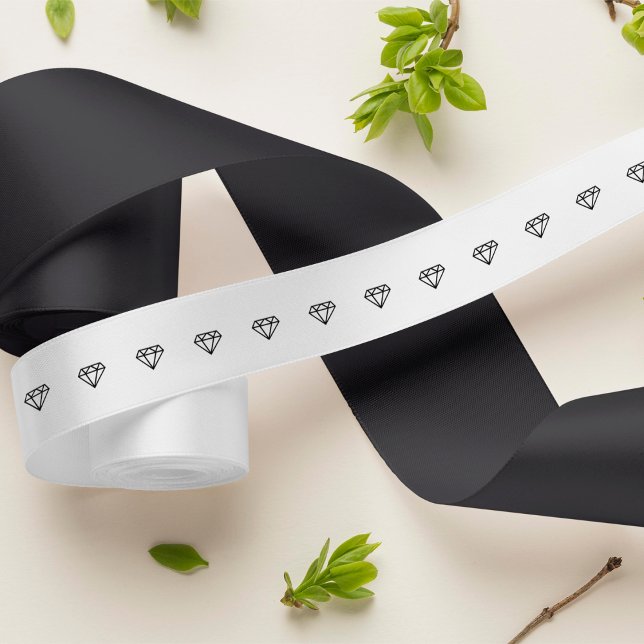 Grafik-Diamant-Print Satinband (Von Creator hochgeladen)