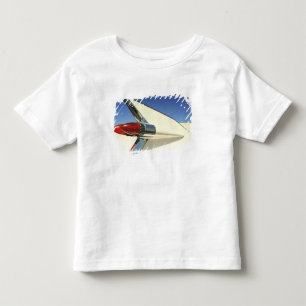 Grafik: Nahaufnahme von Heckflosse und Rücklicht a Kleinkind T-shirt