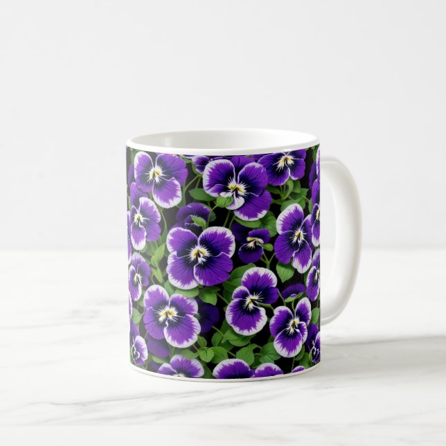 Grafische Lila Stiefmütterchen Kaffeetasse (VorderseiteRechts)