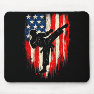 Grafische Vintage-Amerikanische-Flagge-Karate-Kamp Mousepad