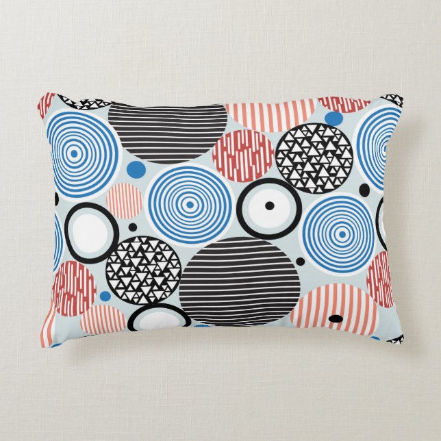 grafisches Muster mehrfarbiger Kreise verschiedene Dekokissen (Vorderseite)