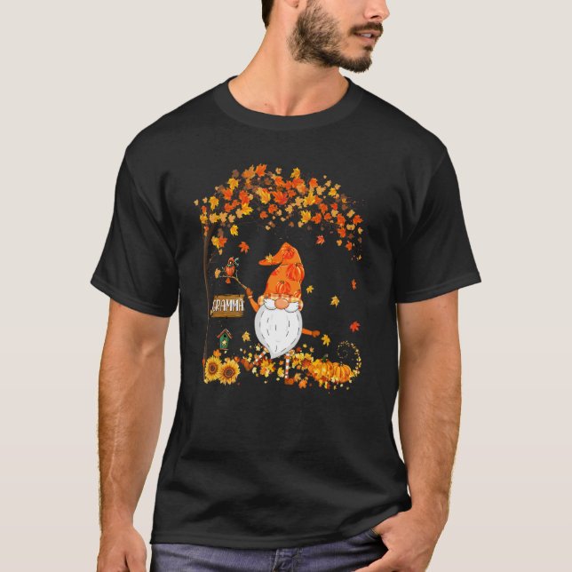 Gramma Gnome Autumn Pumpkin Maple Leaf Fall Season T-Shirt (Vorderseite)