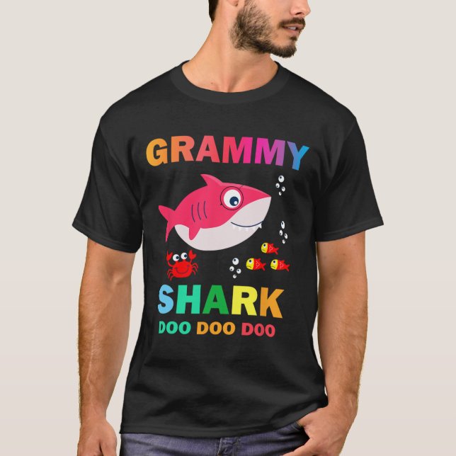 Grammy Shark T-Shirt (Vorderseite)