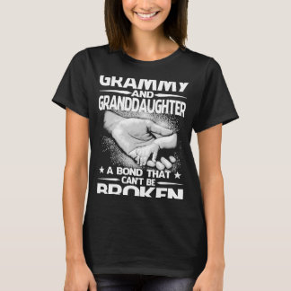 Grammy und Enkelin eine Anleihe, die nicht zerbroc T-Shirt