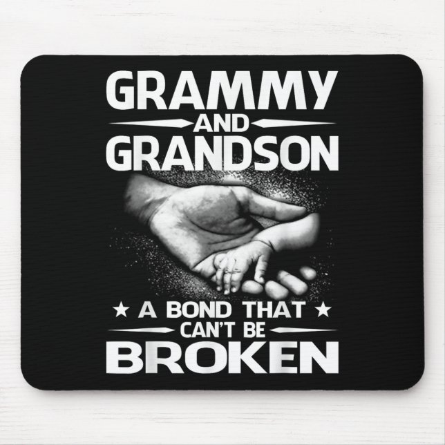 Grammy und Grandson eine Anleihe, die nicht zerbro Mousepad (Vorne)