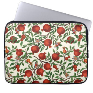 Granatäpfel und Bella-Motten auf cremeweiß Laptopschutzhülle