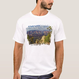 Grand Canyon von der Südumrandung bei Sonnenunterg T-Shirt