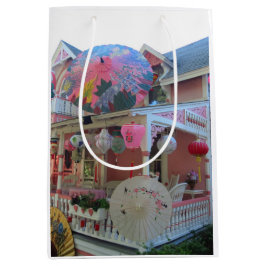 Grand Illumination in Pink - Martha's Vineyard Mittlere Geschenktüte