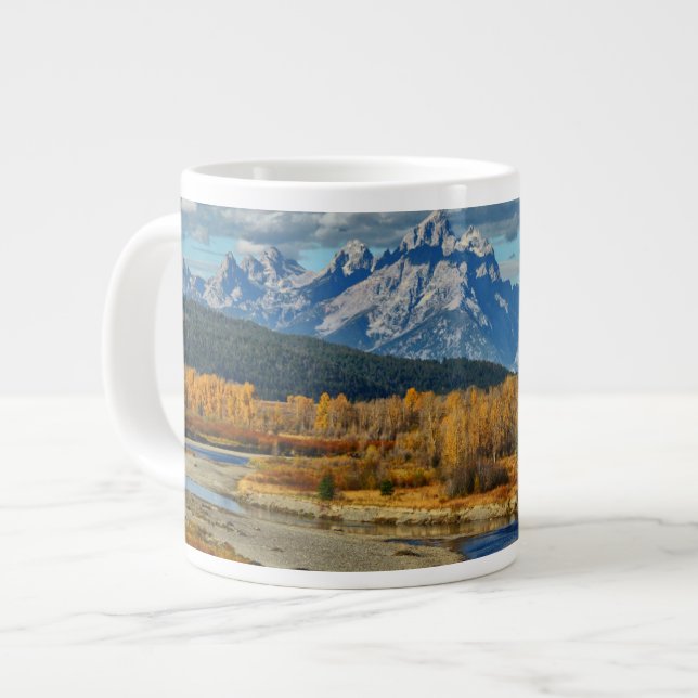 Grand Teton Mountains River View im Herbst Jumbo-Tasse (Vorderseite Links)