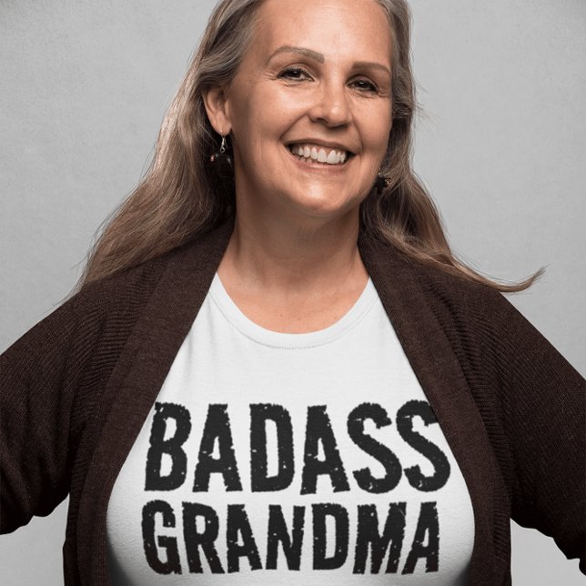 GRANDMA BADASS T - SHIRT (Von Creator hochgeladen)