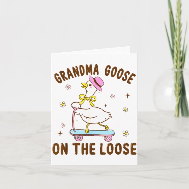 Grandma Goose On The Loose Funny Birthday Matching Karte (Vorderseite)