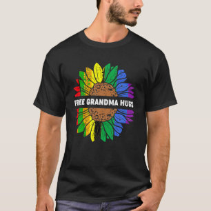 Grandma Hugs Lgbt Daisy Rainbow Blume Hippie T-Shirt