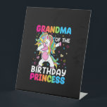 Grandma of the Birthday Princess Dabbing Unicorn G Sockelschild<br><div class="desc">Grandma of the Birthday Princess Dabbing Unicorn Girls Gift Long Sleeve T-Shirt</div>