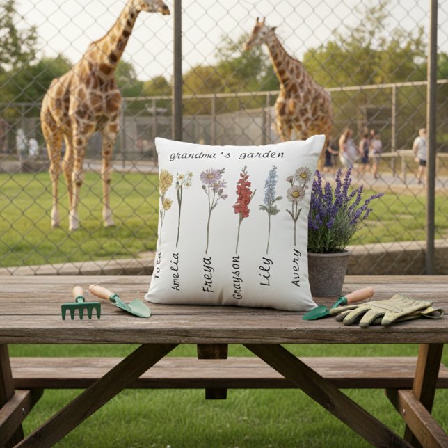 Grandma’s Garden Cushion with Birth Flowers Kissen (Von Creator hochgeladen)