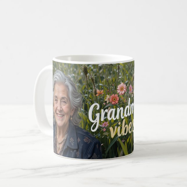 Grandma Vibes Kaffeetasse (Vorderseite Links)
