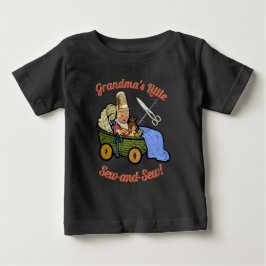Grandmas Kleine Nähe und Nähen Personalisiert Baby T-shirt