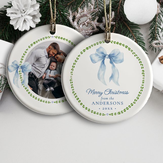 Grandmillenial Bows Baby's First Christmas Foto C Keramik Ornament (Von Creator hochgeladen)