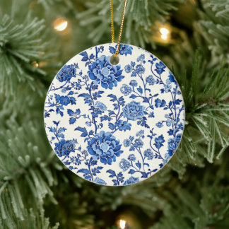 Grandmillennial Blue and White Floral Chinoiserie Keramik Ornament