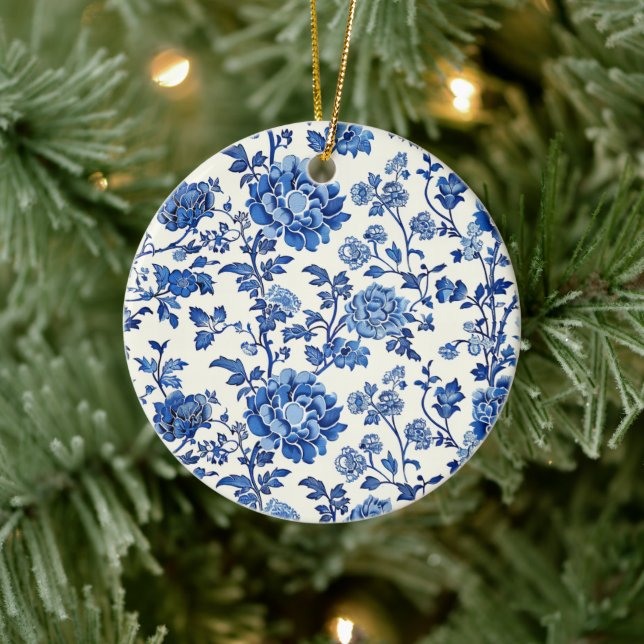 Grandmillennial Blue and White Floral Chinoiserie Keramik Ornament (Baum)