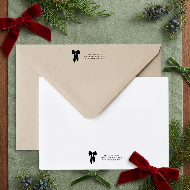 Grandmillennial-Bogen-Klassische-Rücksendeadresse Permastempel (Address Stamp from the Grandmillenial Botanical Bow Christmas collection by Darling & May)