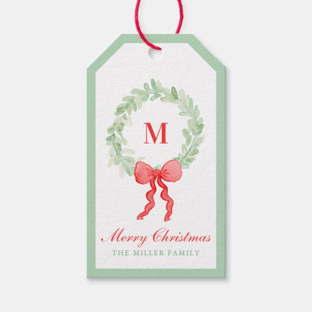 Grandmillennial Preppy Christmas Wreath Monogram Geschenkanhänger (Vorderseite)