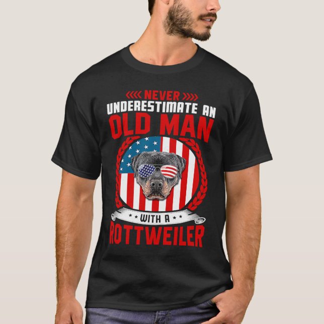 Grandpa Father Dog  Never Underestimate Old man Ro T-Shirt (Vorderseite)