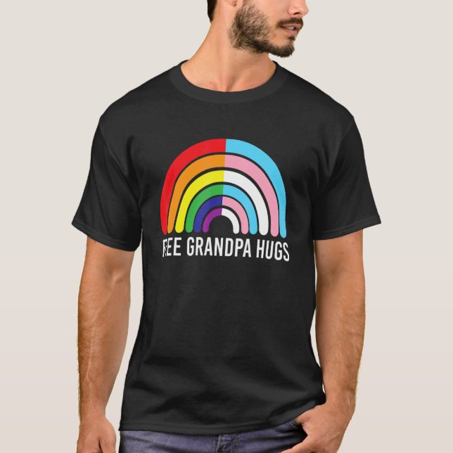 Grandpa Hugs Rainbow Transgender Flag Lgbtq G T-Shirt (Vorderseite)