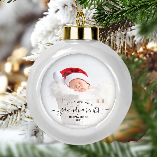 Grandparents First Christmas Photo Black Script Keramik Kugel-Ornament (Von Creator hochgeladen)