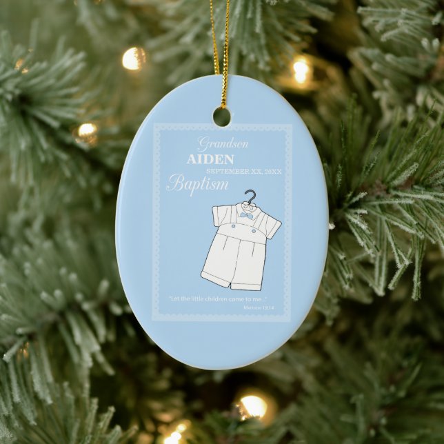 Grandson Baptisse Anzug auf Baby Blue Personalisie Keramik Ornament (Baum)
