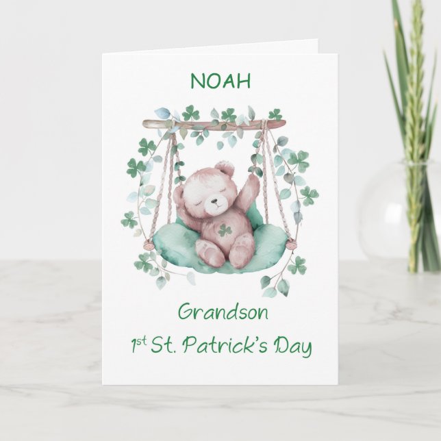 Grandson First St Patricks Day Sweet Bear on Swing Karte (Vorderseite)