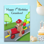 Grandson Happy 1. Geburtstag Teddy Bear Feuerwagen Karte<br><div class="desc">Dieser bezaubernde Teddybär,  der auf einem hellen roten Feuerwehrauto reitet und stolz seinen ersten Feuerwehrhut trägt,  ist das perfekte Design,  um den besonderen 1. Geburtstag Ihres Enkels zu feiern.</div>