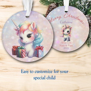 Grandtochter Baby Unicorn mit Weihnachtsgeschenken Ornament
