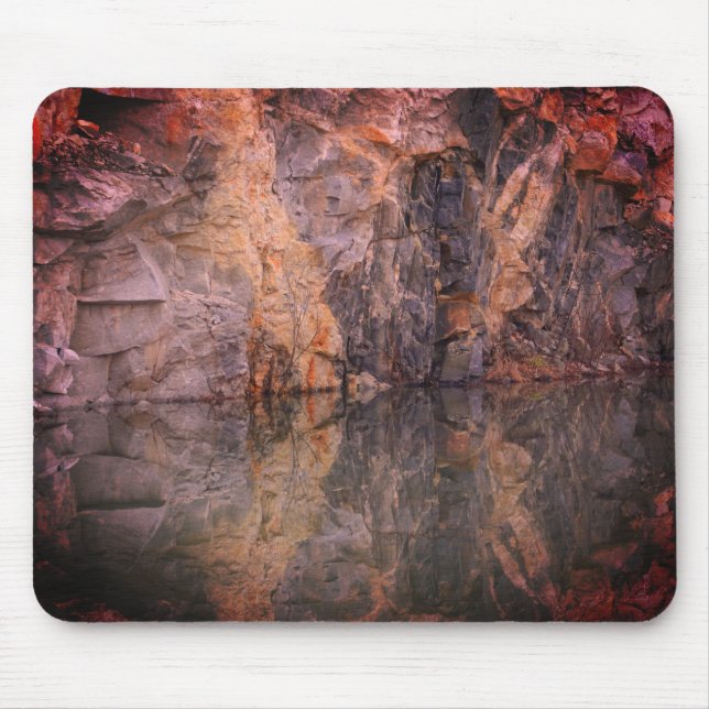 Granitfelswand Reflektion 3 Natur Mousepad (Vorne)