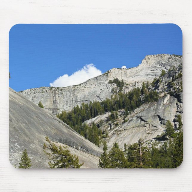 Granitgebirge am Tenaya-See, Yosemite, CA Mousepad (Vorne)