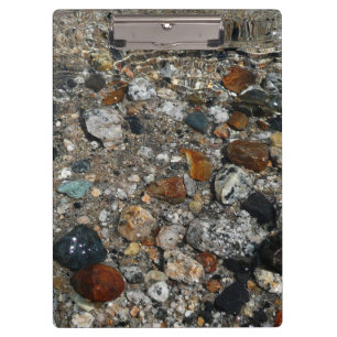 Granitsteine im Tenaya Lake im Yosemite Klemmbrett
